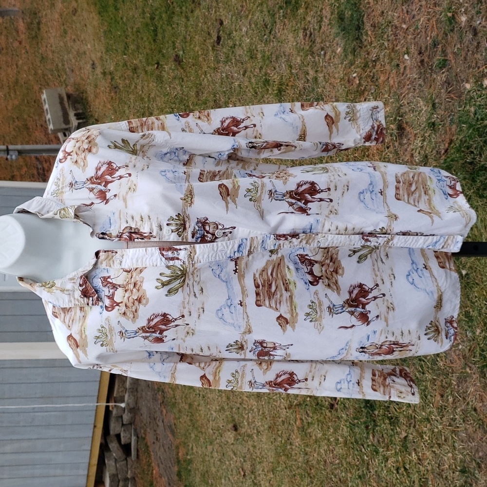 Vtg AT Sports button down Cowboys and Indian Shirt. Western